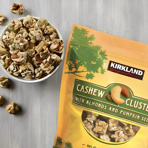 Kirkland Cashew Clusters with Almonds & Pumpkin Seeds Snack - Image 2